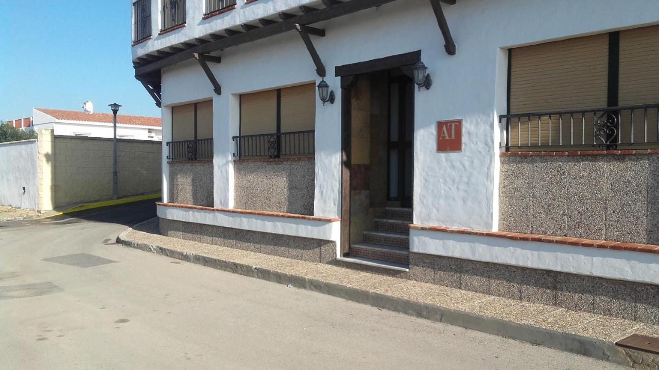 Apartamentos El Roqueo Кониль-де-ла-Фронтера Экстерьер фото