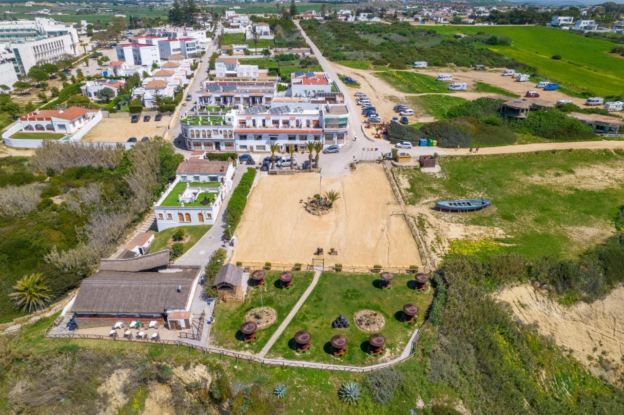 Apartamentos El Roqueo Кониль-де-ла-Фронтера Экстерьер фото