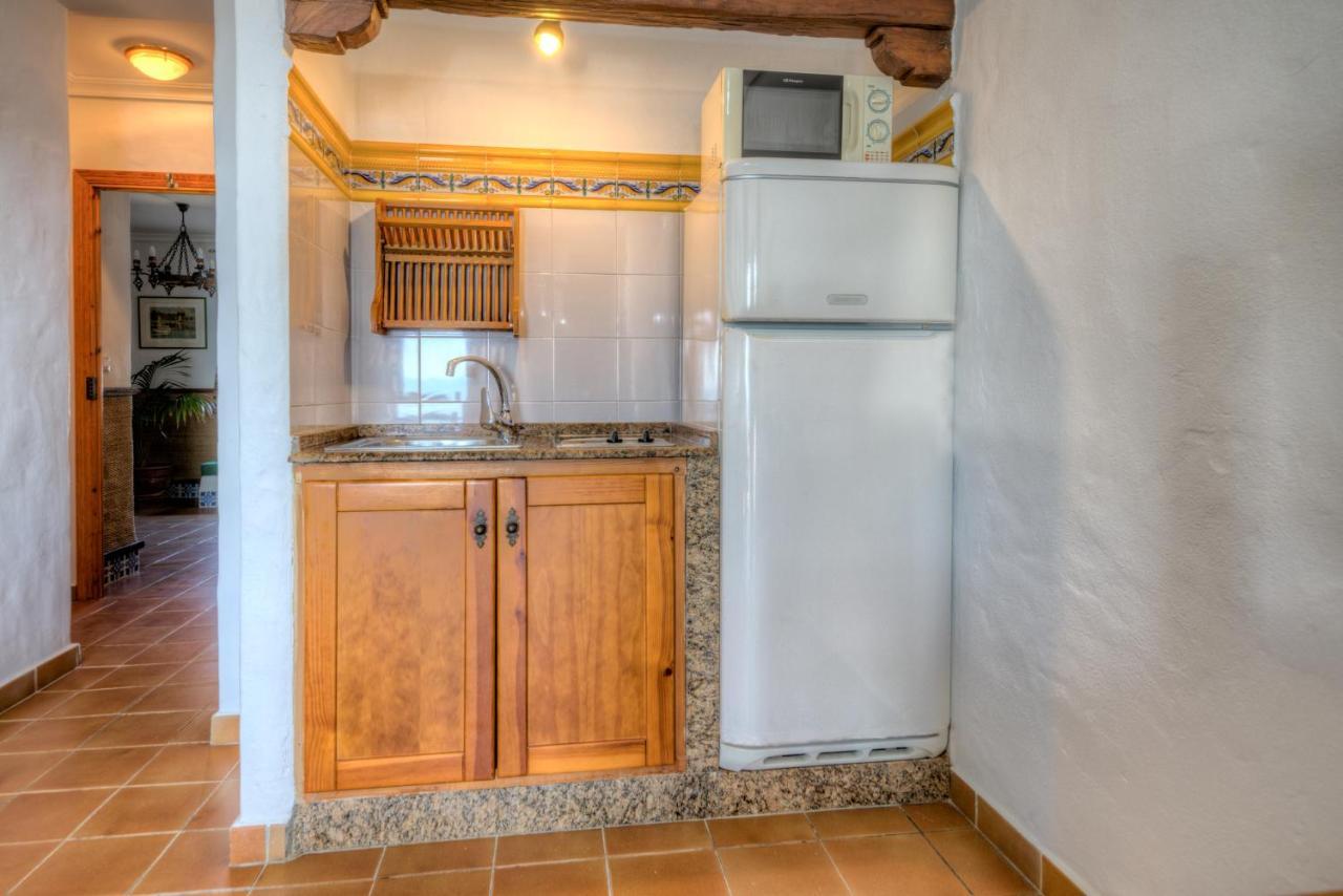 Apartamentos El Roqueo Кониль-де-ла-Фронтера Экстерьер фото